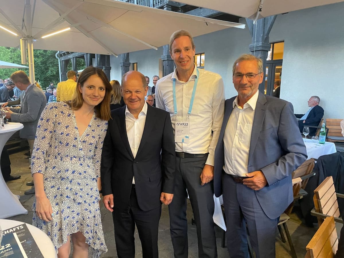 Janina Muetze Olaf Scholz